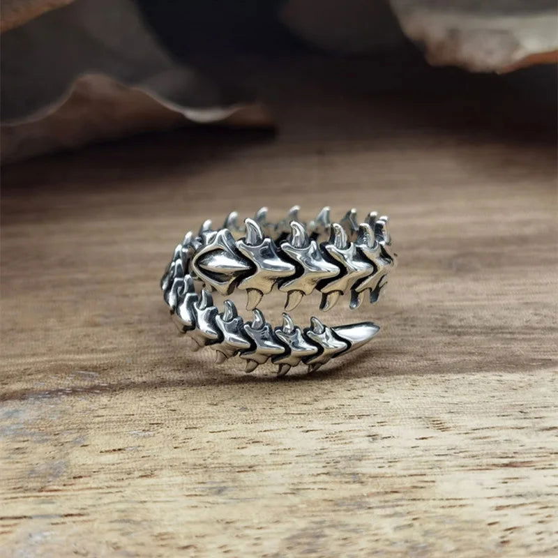 Gothic Spine Ring Mens - Silver - Unisex - Adjustable - That Rock Aesthetic