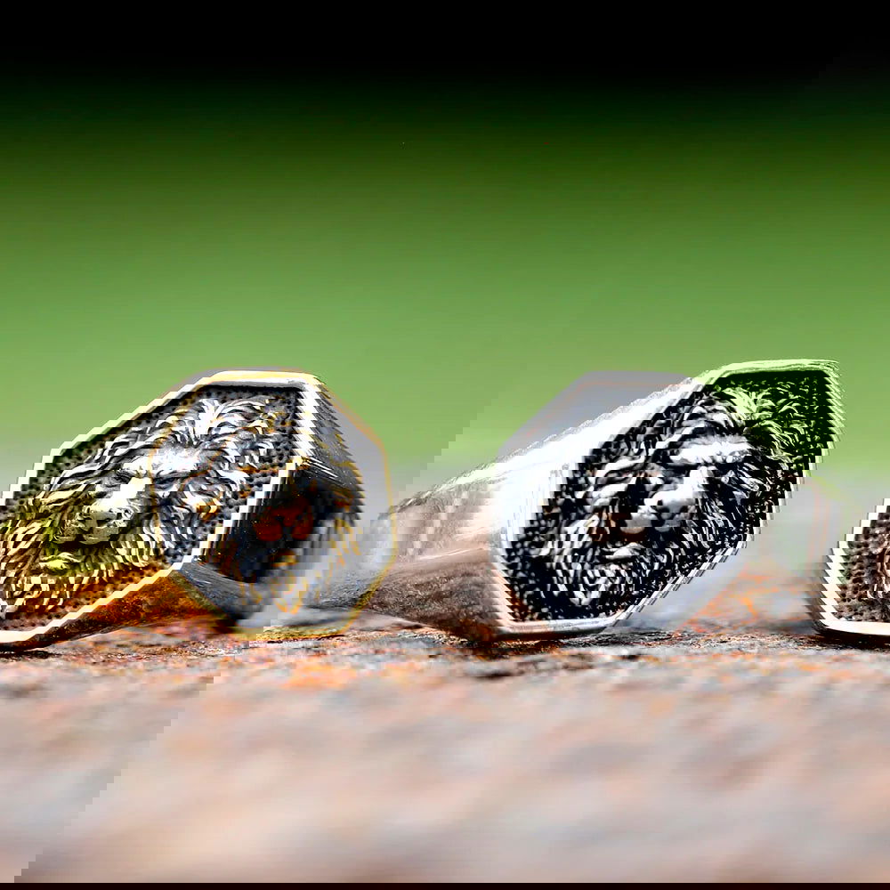 Lion Head Mens Signet Ring - Stainless Steel Silver & Gold - Unisex - That Rock Aesthetic