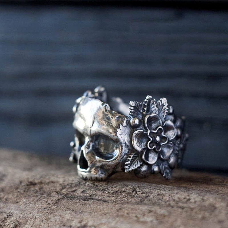 Gothic Flowers and Roses Skull Ring - Stainless Steel Silver - Unisex - That Rock Aesthetic