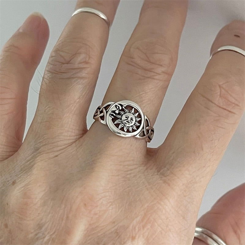 Greek Mythology Sun and Moon Ring - Silver - Unisex - That Rock Aesthetic