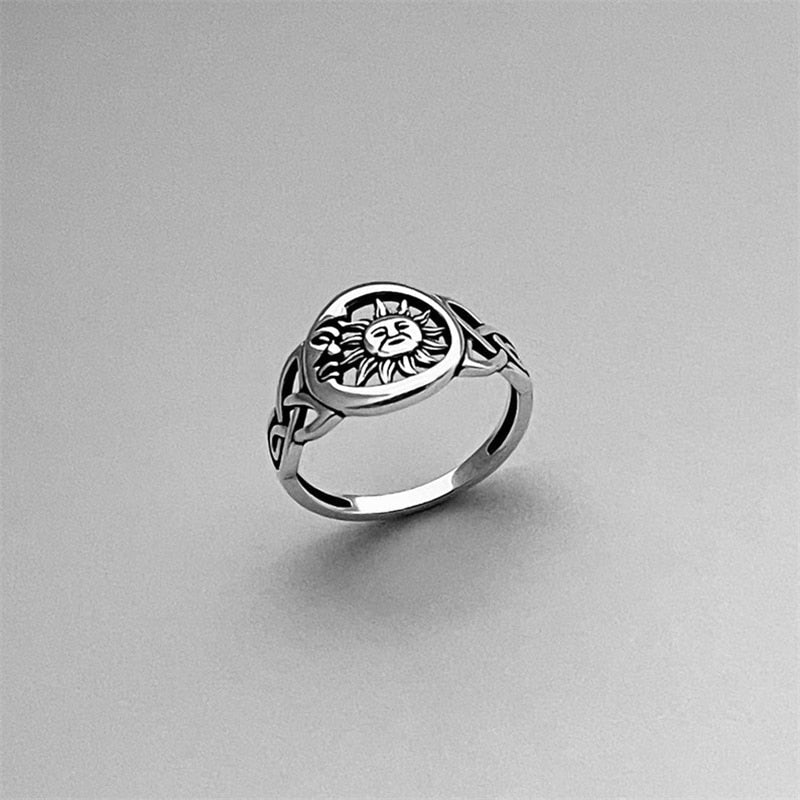 Greek Mythology Sun and Moon Ring - Silver - Unisex - That Rock Aesthetic