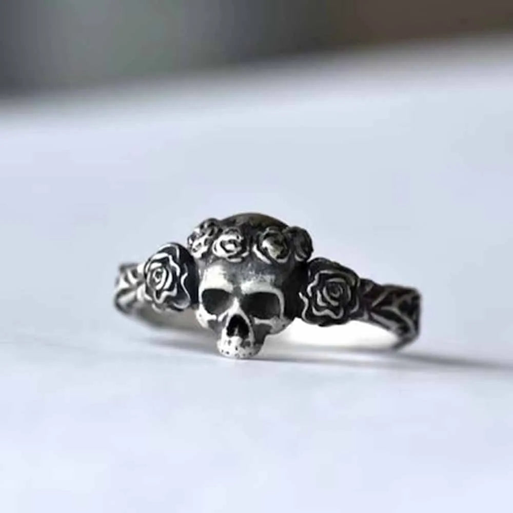Flowers Roses Skull Ring Gothic Boho - Stainless Steel Silver - Unisex - That Rock Aesthetic