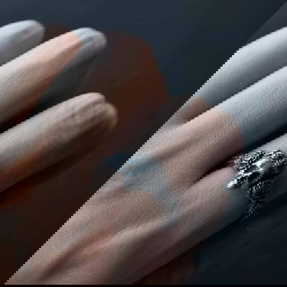 Flowers Roses Skull Ring Gothic Boho - Stainless Steel Silver - Unisex - That Rock Aesthetic