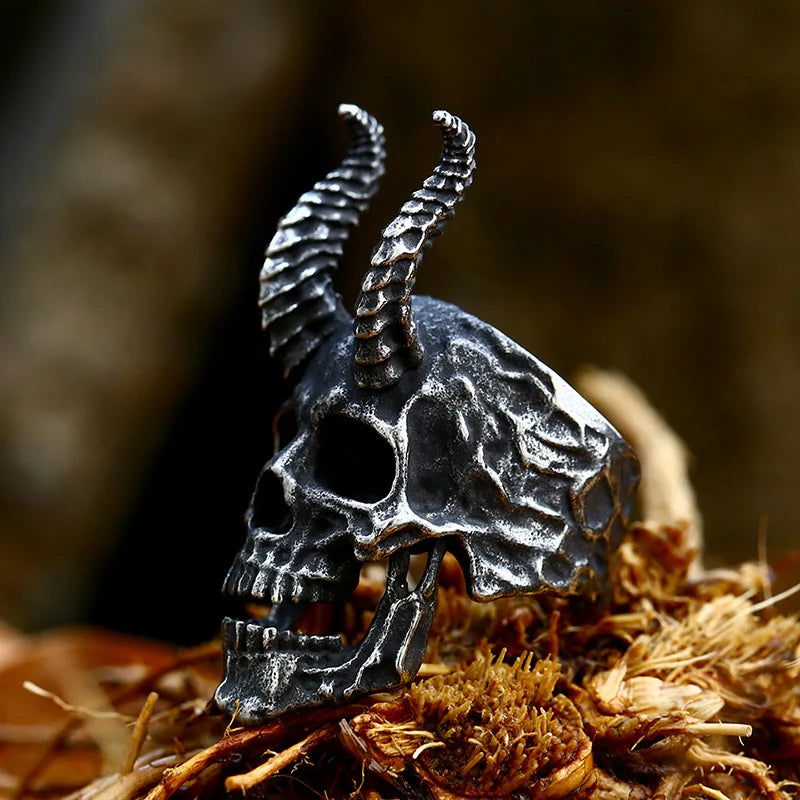 Horned Satanic Skull Ring Mens - Stainless Steel Silver - Unisex - That Rock Aesthetic