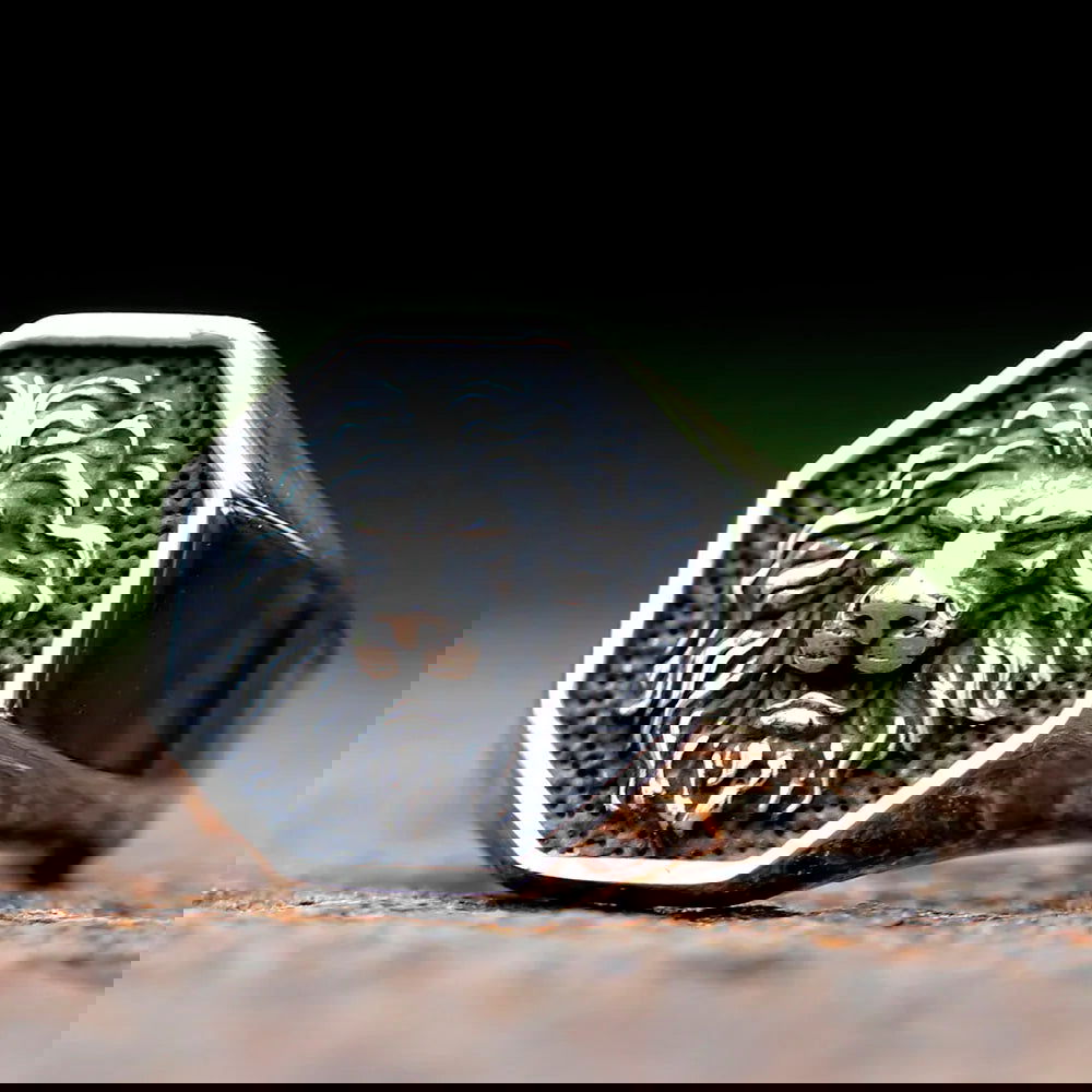 Lion Head Mens Signet Ring - Stainless Steel Silver & Gold - Unisex - That Rock Aesthetic