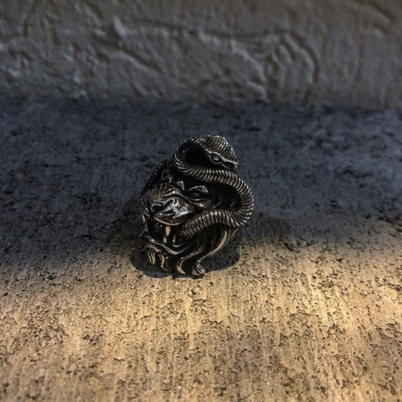 Snake Head Lion Ring Mens - Stainless Steel Silver - Unisex - That Rock Aesthetic