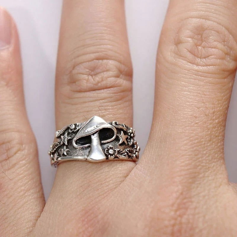 Boho Hippie Silver Mushroom Ring with Stars - Unisex - That Rock Aesthetic