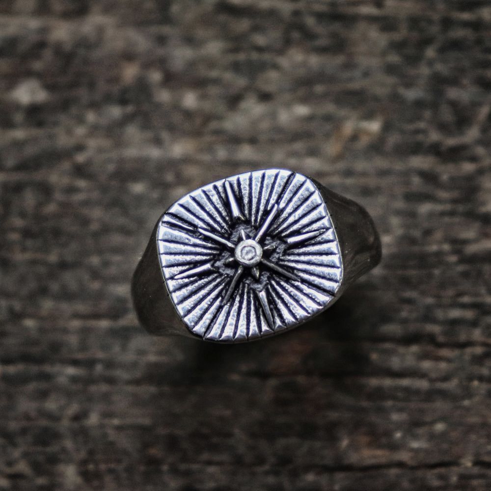 Star Polaris Compass Ring Mens Signet - Stainless Steel Silver - Unisex - That Rock Aesthetic