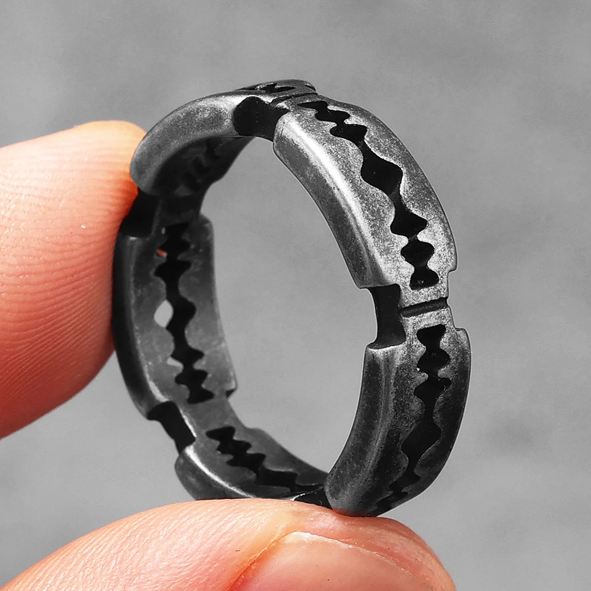 Punk Razor Blade Ring Mens - Stainless Steel Silver - Unisex - That Rock Aesthetic
