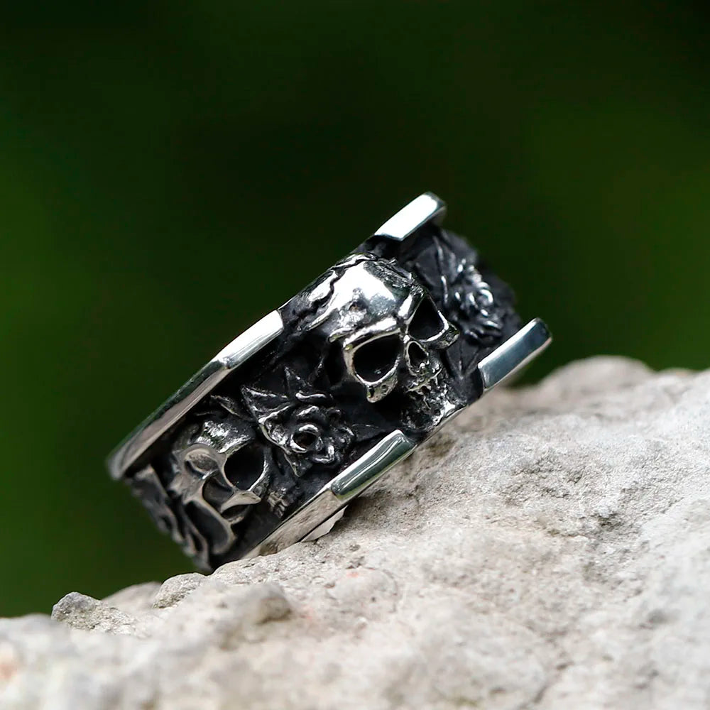 Skull & Roses Mens Ring - Stainless Steel Silver - Unisex