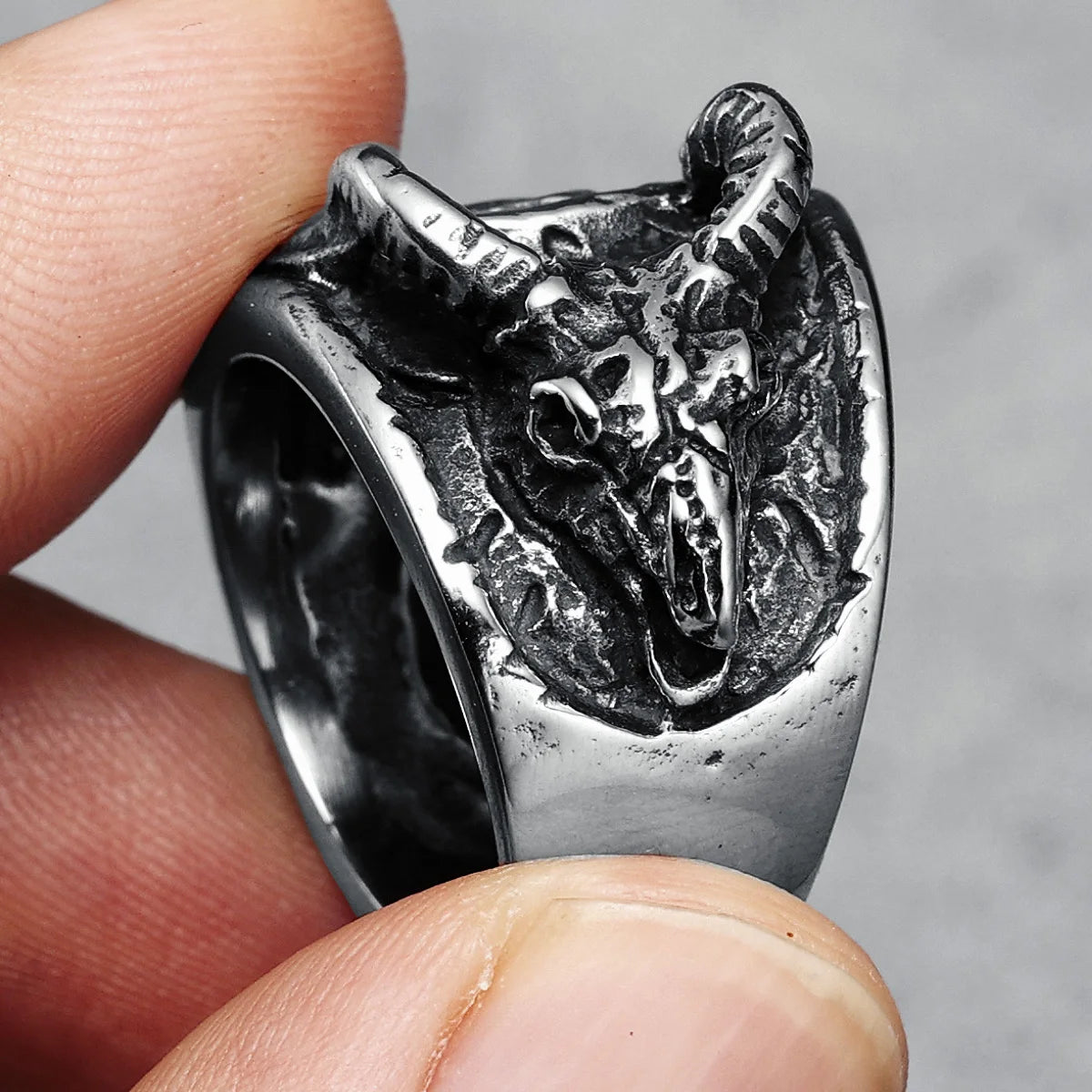 Satanic Devil Pentagram Ring Gothic Mens - Stainless Steel Silver - Unisex