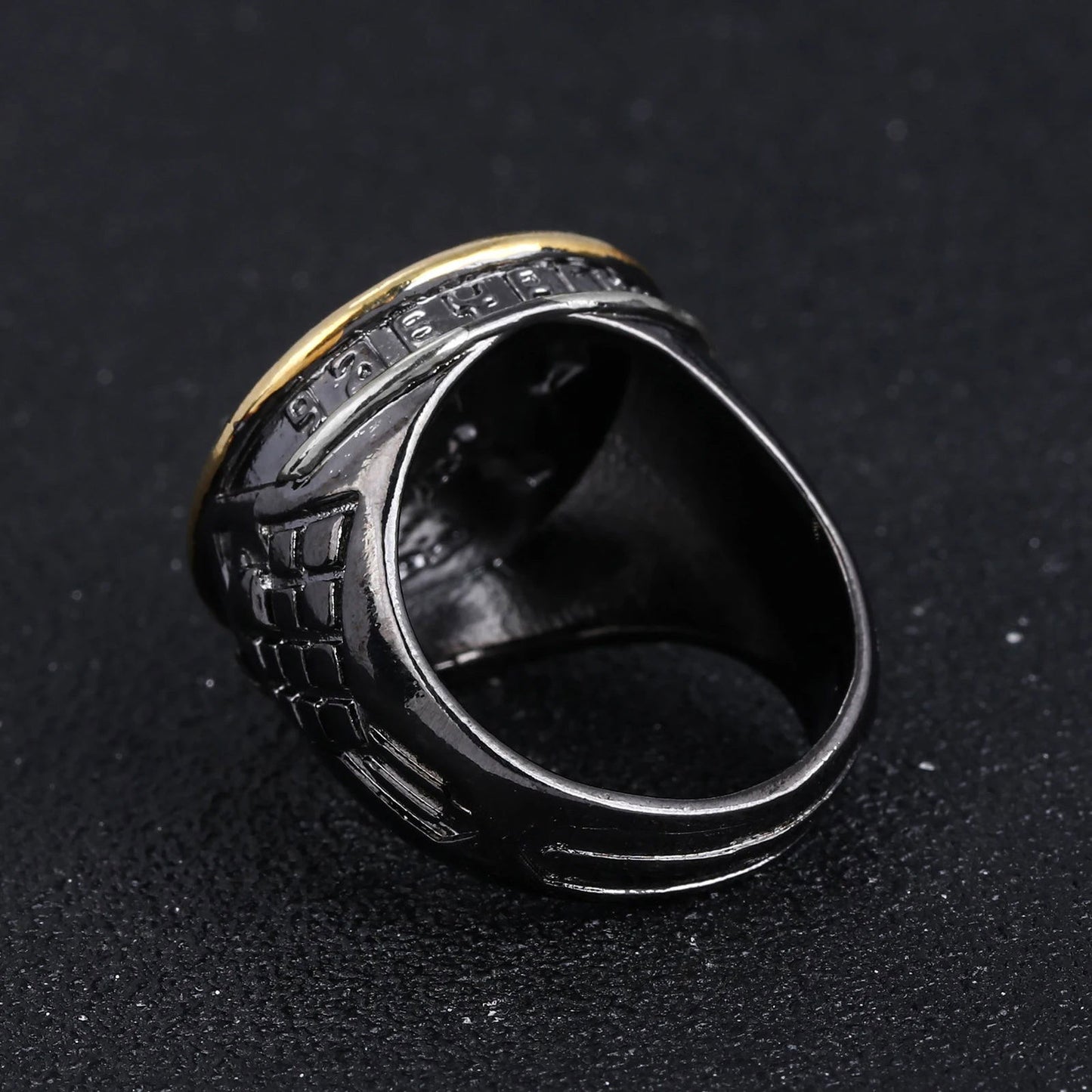 Seal of the Atreides Dune Ring - Duke Leto Ducal Mens Signet Ring - Stainless Steel Silver & Gold - Unisex - That Rock Aesthetic