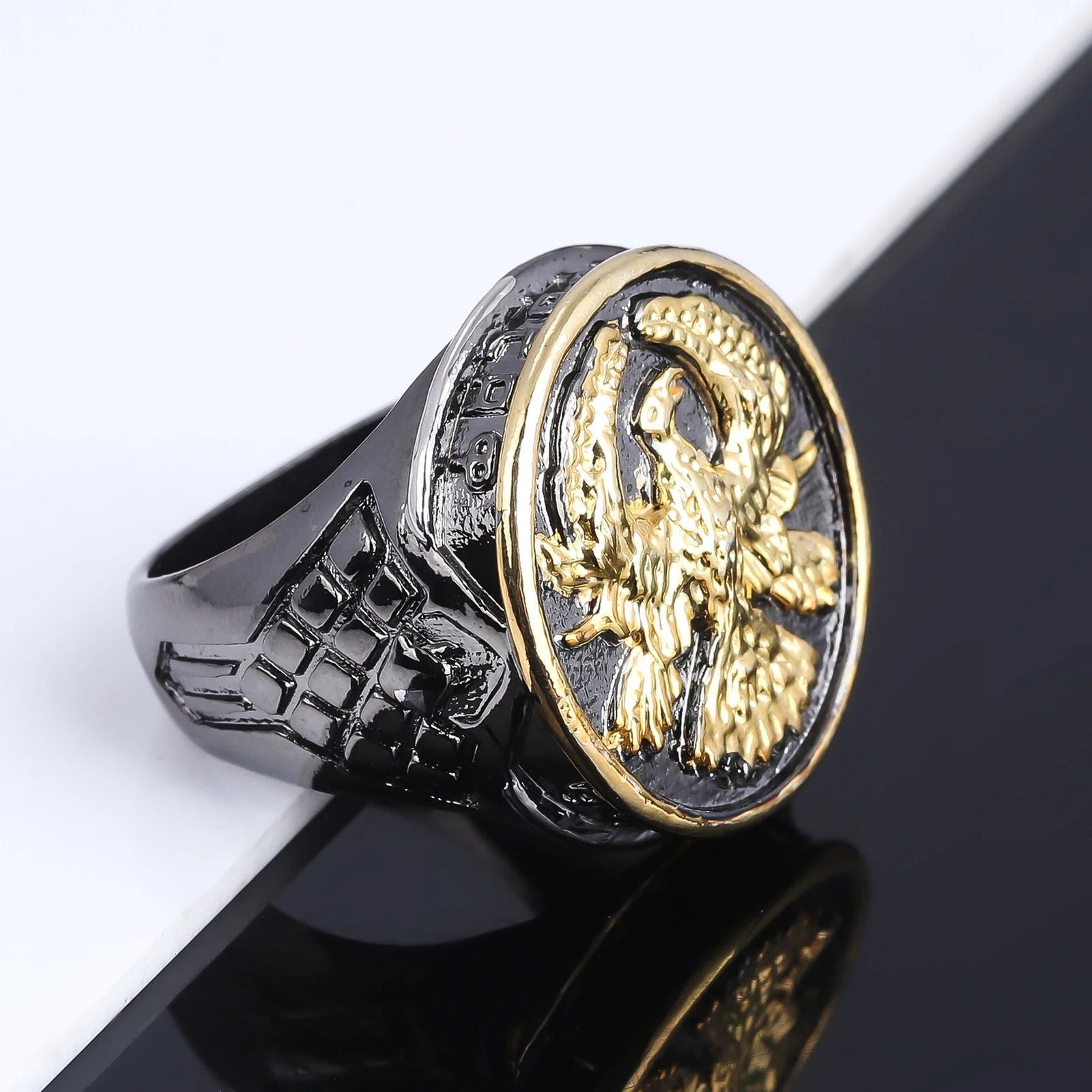 Seal of the Atreides Dune Ring - Duke Leto Ducal Mens Signet Ring - Stainless Steel Silver & Gold - Unisex - That Rock Aesthetic