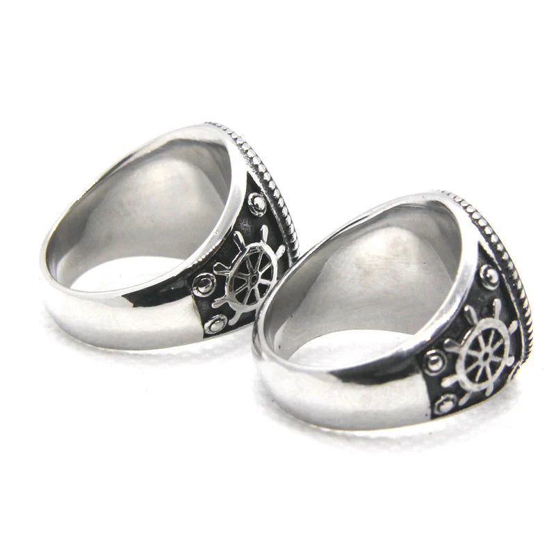 Skull & Crossbones Pirate Ring Mens - Stainless Steel Silver & Gold - Unisex - That Rock Aesthetic