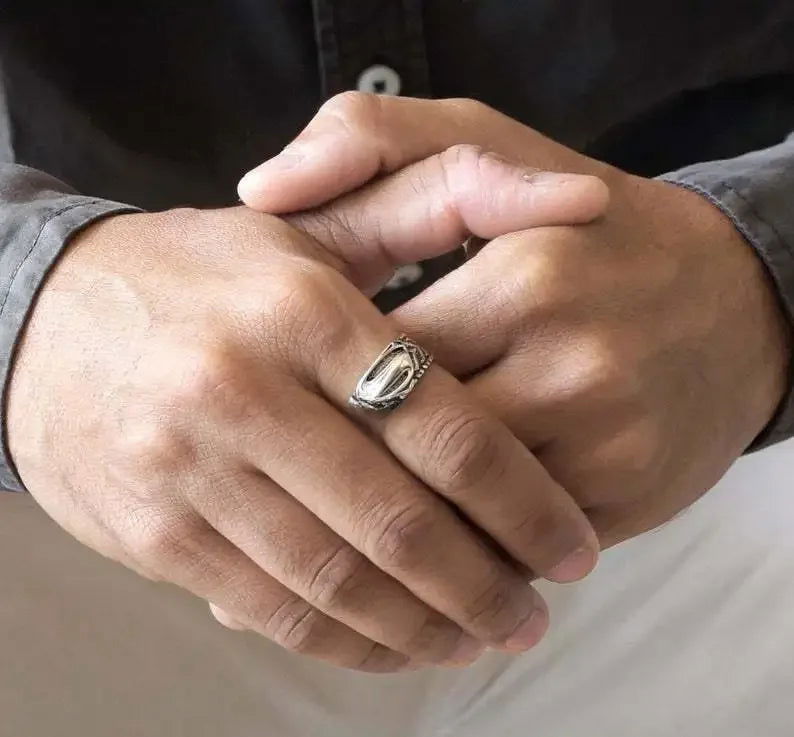 Superman Ring Logo #1 Superhero Mens DC Ring - Silver - Unisex - That Rock Aesthetic