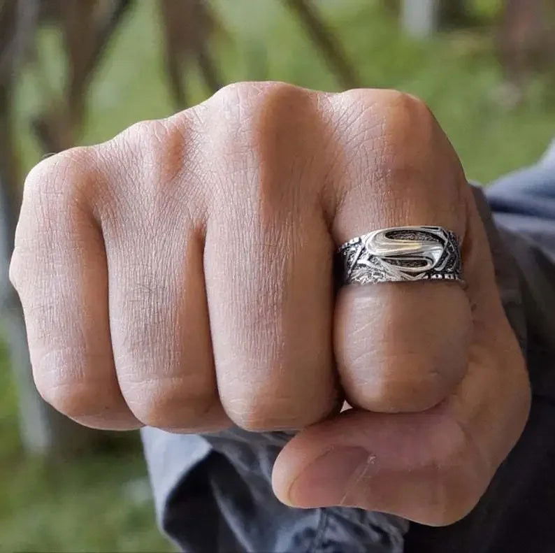 Superman Ring Logo #1 Superhero Mens DC Ring - Silver - Unisex - That Rock Aesthetic