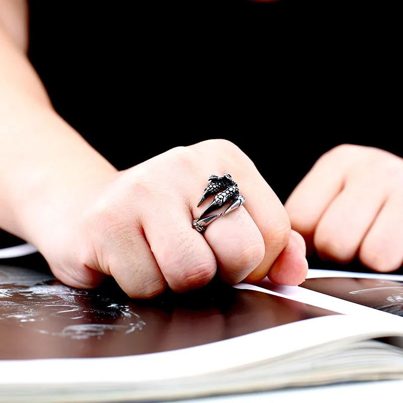 The Hobbit Smaug Claw Lord of the Rings Mens Dragon Ring - Stainless Steel Silver - Unisex - That Rock Aesthetic