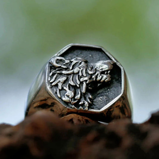 Wolf Head Signet Mens Wolf Ring - Stainless Steel Silver & Gold - Unisex - That Rock Aesthetic