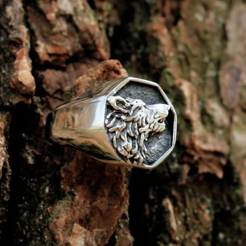 Wolf Head Signet Mens Wolf Ring - Stainless Steel Silver & Gold - Unisex - That Rock Aesthetic
